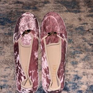 Rouge! Blush Velvet Loafers